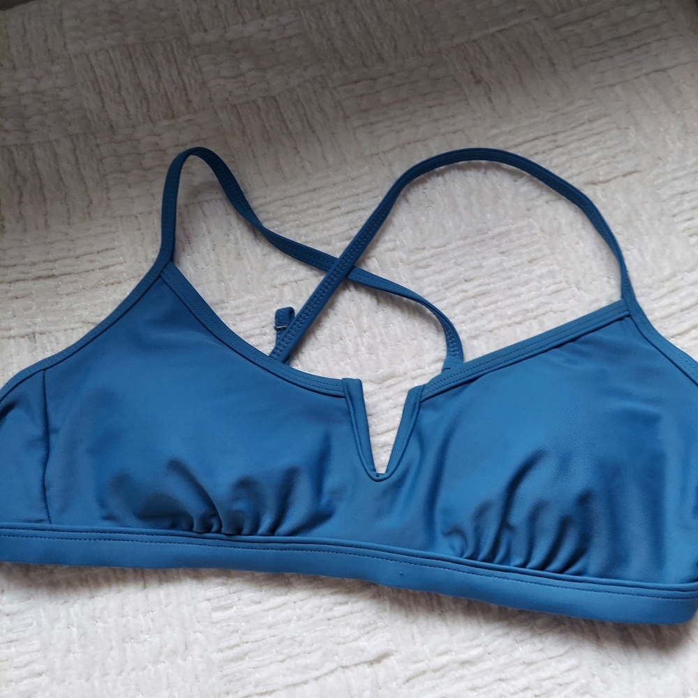 Xhilaration Womens Bikini Swim Top Blue Stretch Halter Notch Neck Padded Sz M